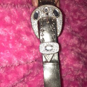 Glam jeweled belt!! VERY GLAM! Looks brand new!